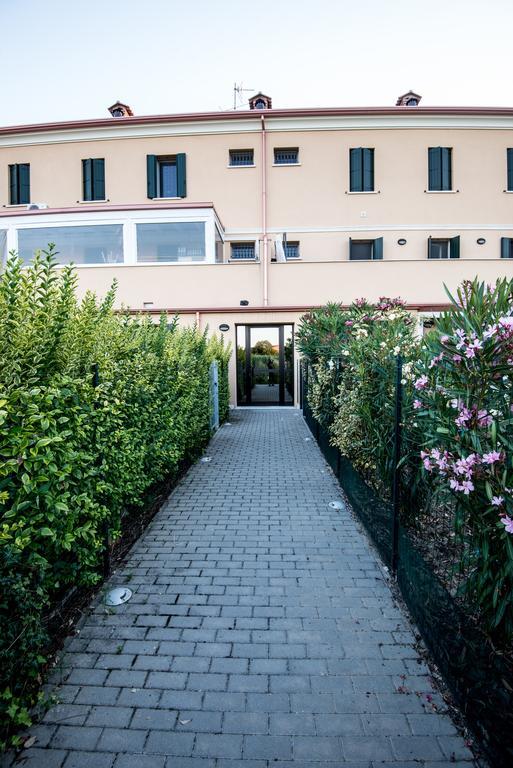 Parco Urbano Apartman Ferrara Szoba fotó