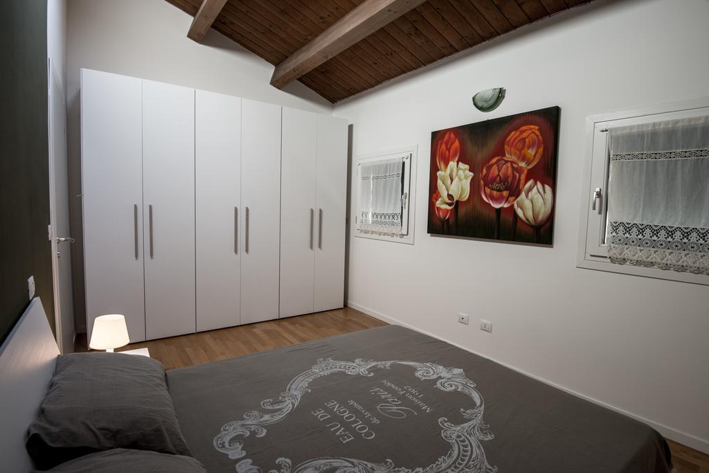 Parco Urbano Apartman Ferrara Szoba fotó