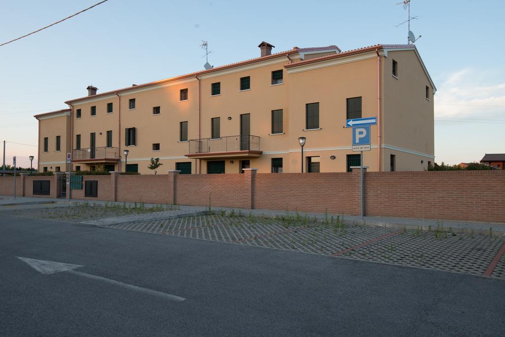 Parco Urbano Apartman Ferrara Szoba fotó
